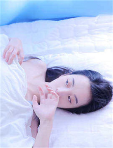 《亚洲精品久久无码AV片银杏-12呦女洗澡自拍视频》